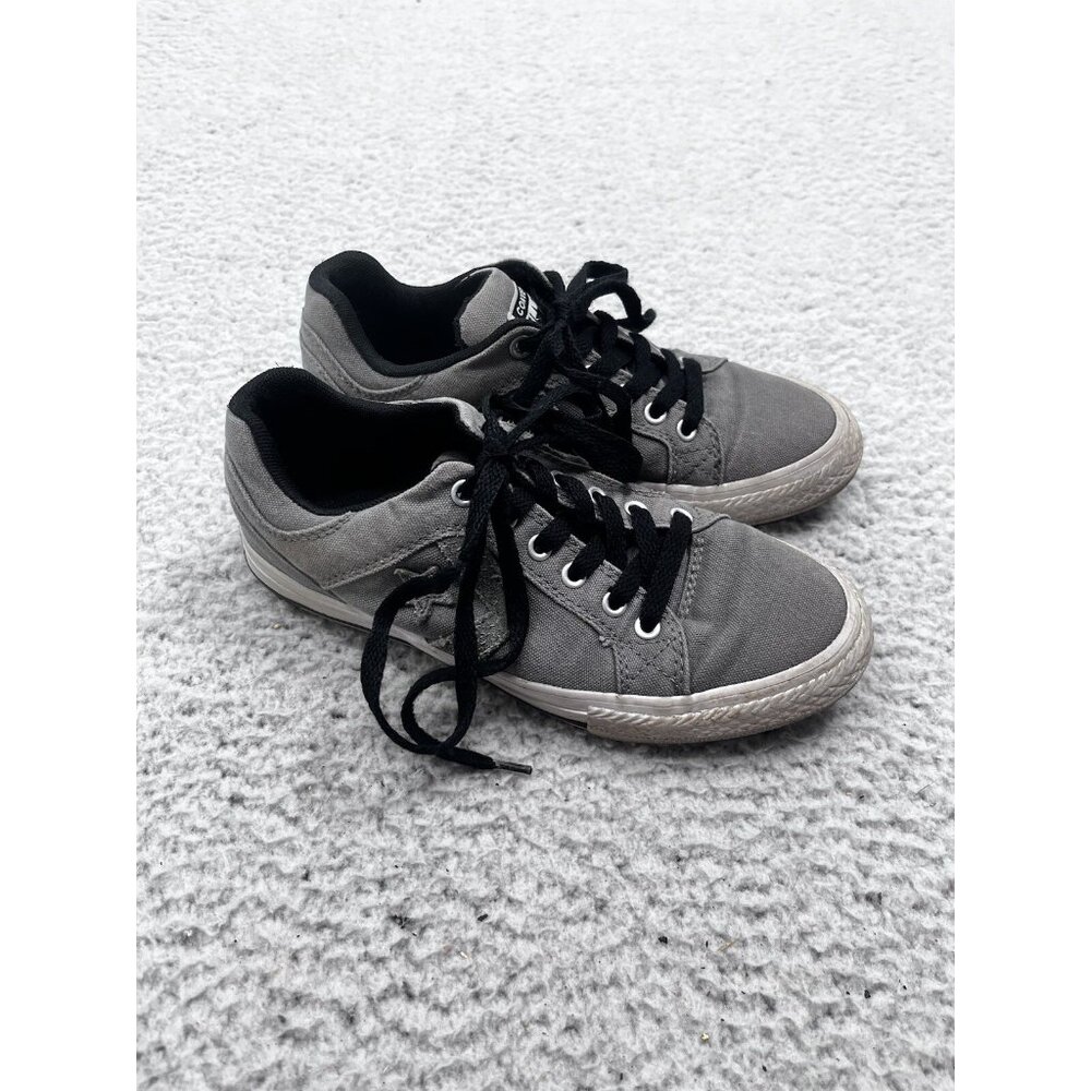 All Star Converse Shoes Boys 2 Gray Low-Top Sneakers